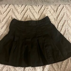 black brandy mini tennis skirt!